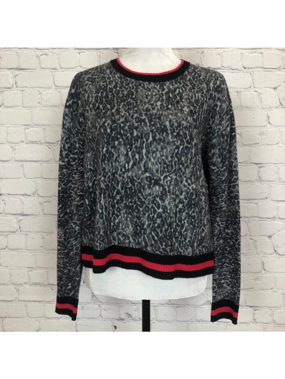 Autumn Cashmere Gray Leopard Print Sweater Size S
